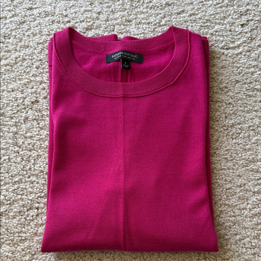 Set of Three Banana Republic Merino Wool Crewneck Sweaters - Picture 2 of 4